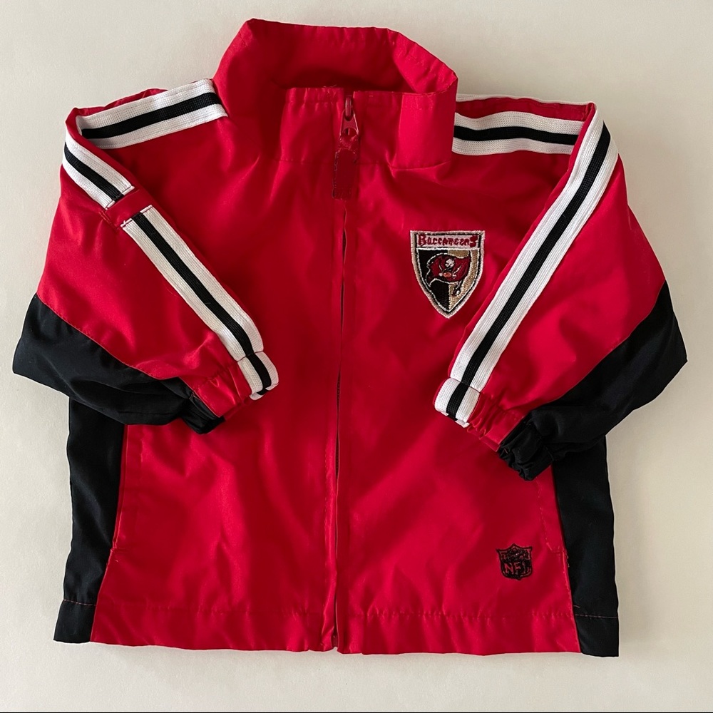 EUC embroidered Tampa Bay Buccaneers NFL Infant jacket
